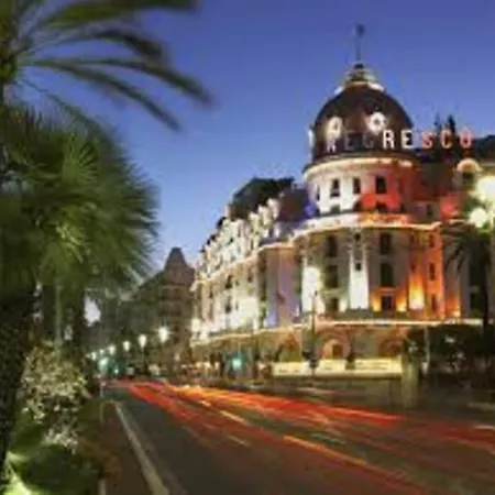 #41 & Charming 1 Bdr Flat 10mins Walk To *