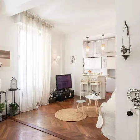 #41 & Charming 1 Bdr Flat 10mins Walk To *