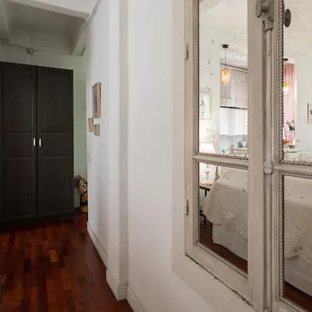 #41 & Charming 1 Bdr Flat 10mins Walk To *